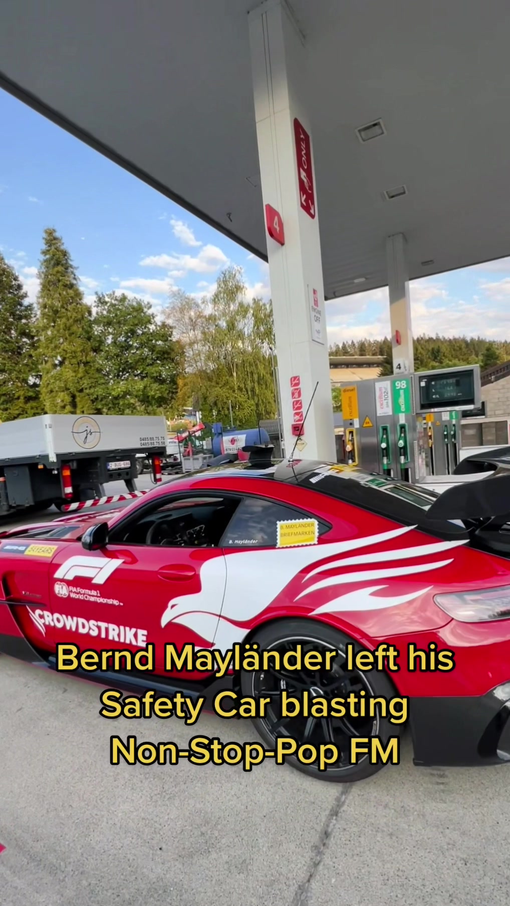 @Christoffer Lind&eacute;n