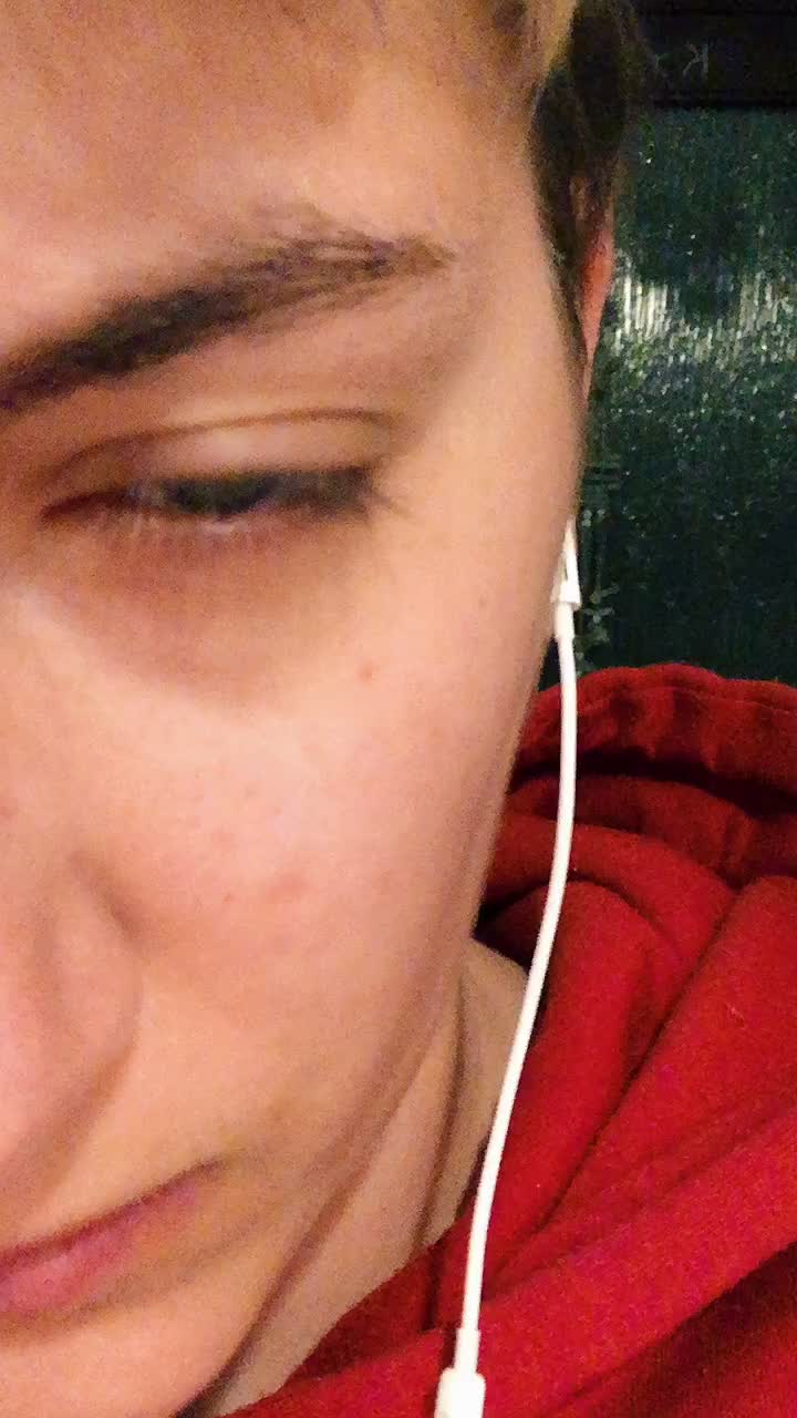 @aleeeks_95