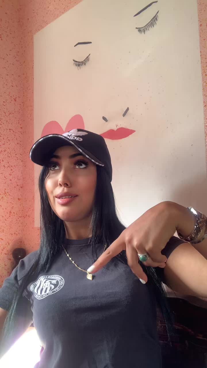 @👑Sara wapti👑