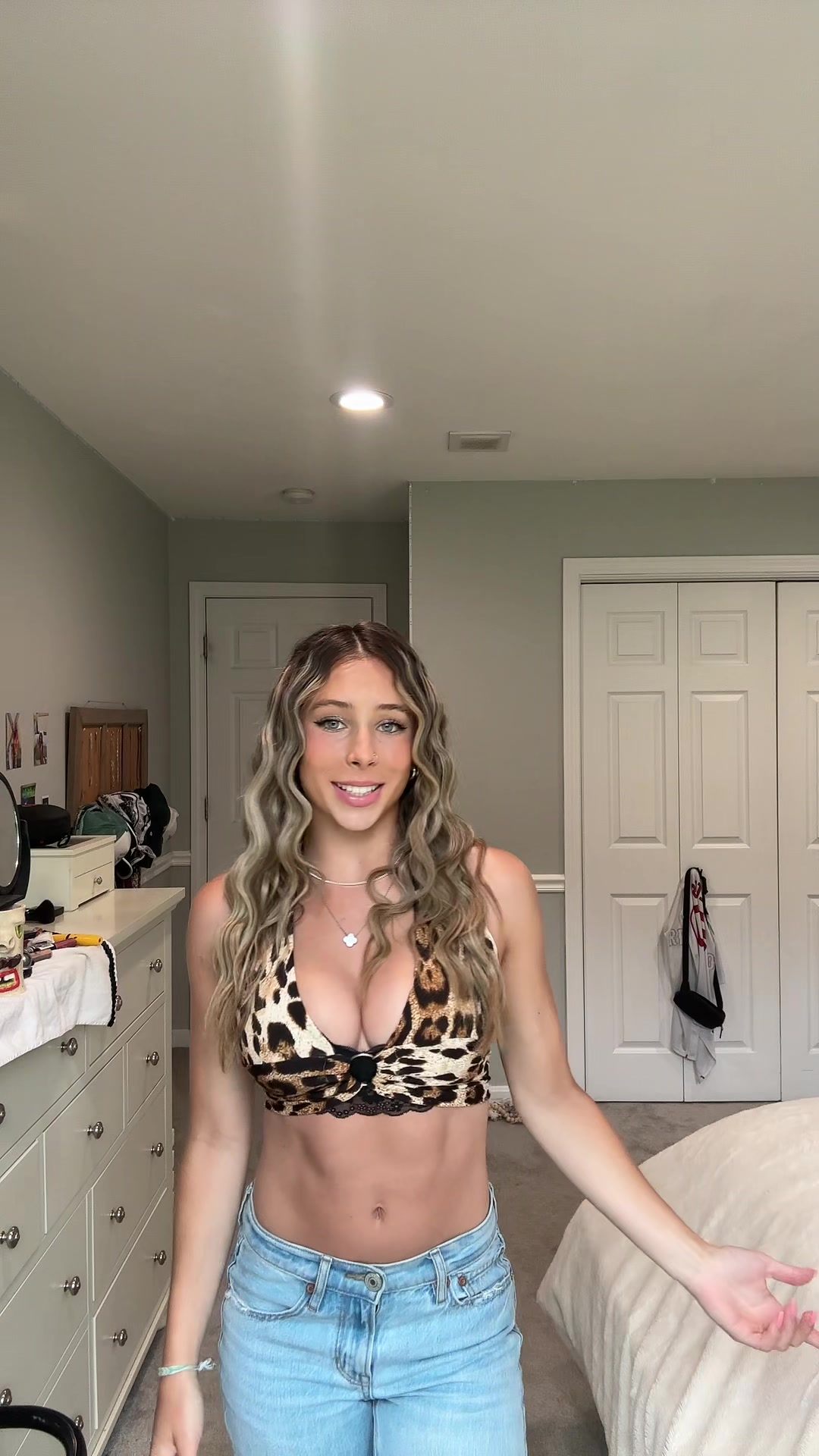 @avaa