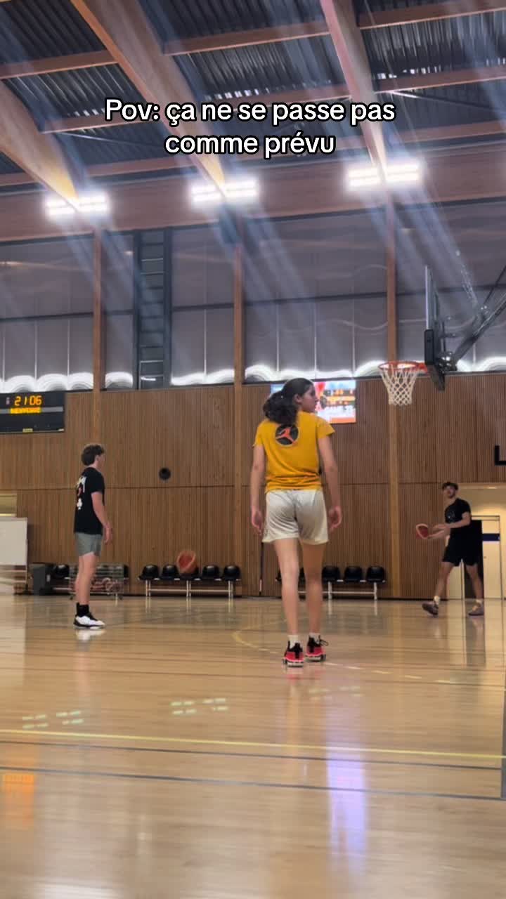 @Juliaaaa