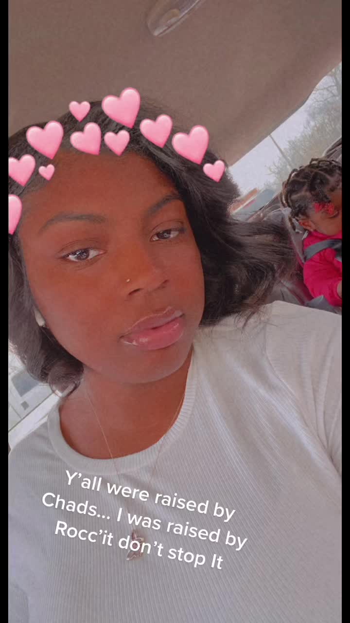 @Shaniyaaaaa