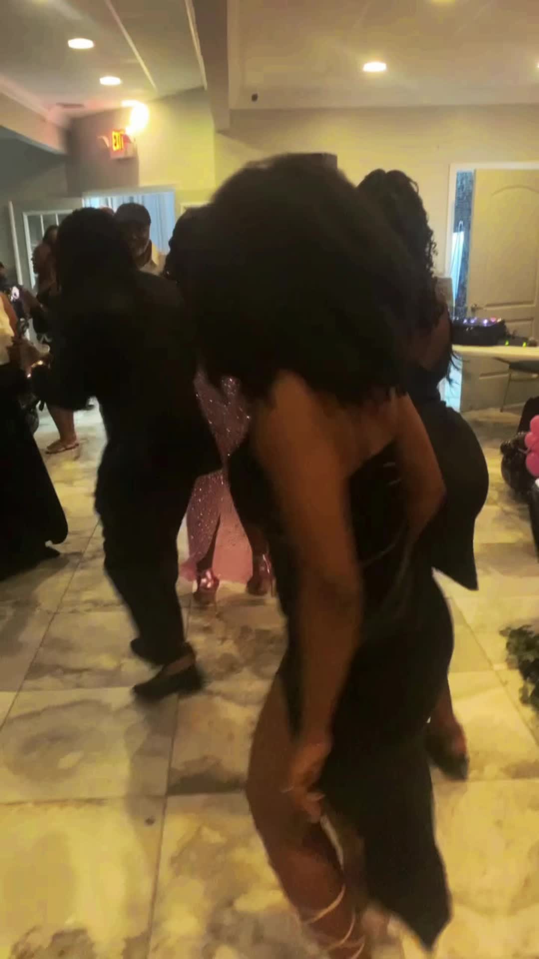 @Justdrmelou_