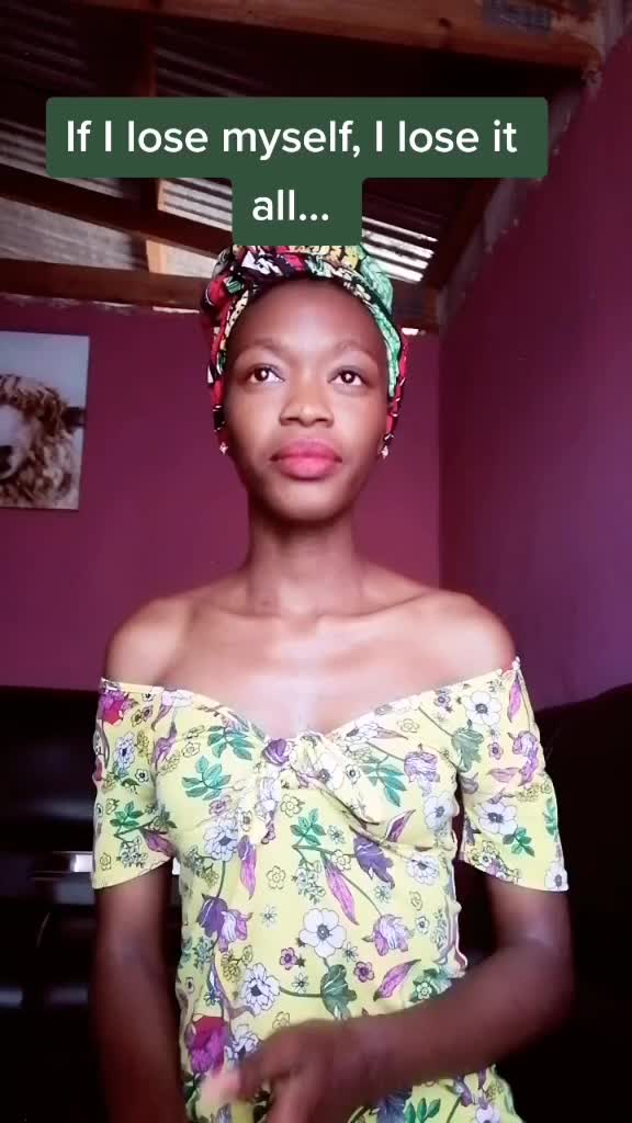 @Uzalipholile