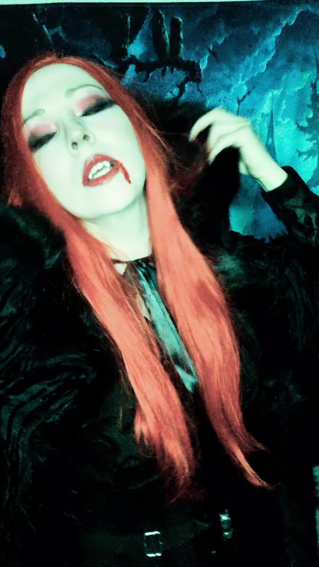 @💜🖤💙Sarah💙🖤💜