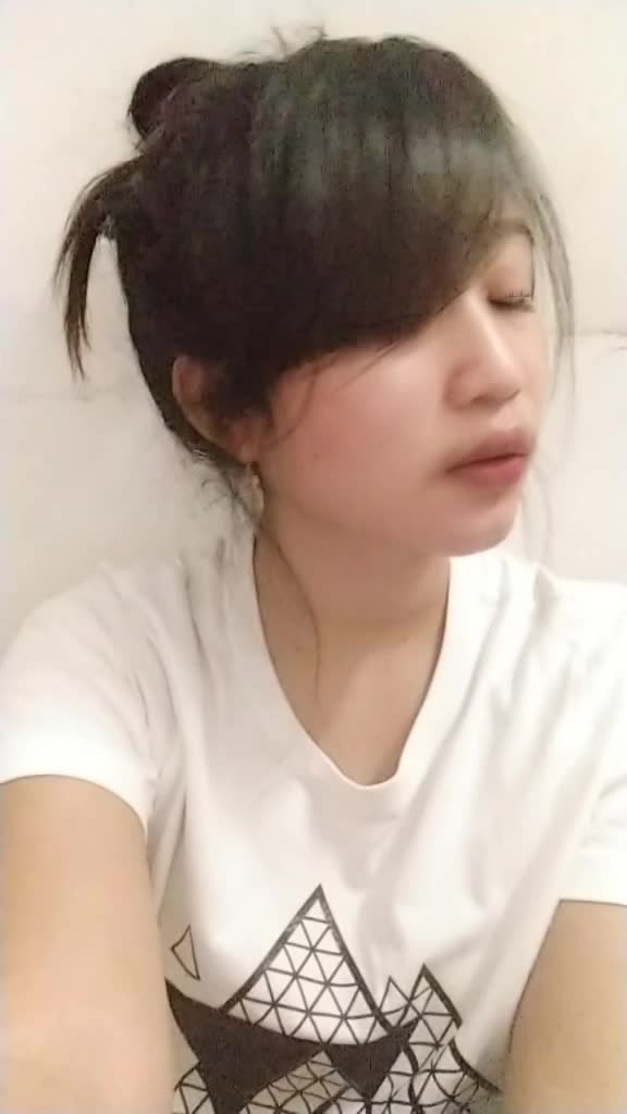 @DWENI_27🇮🇩🇭🇰