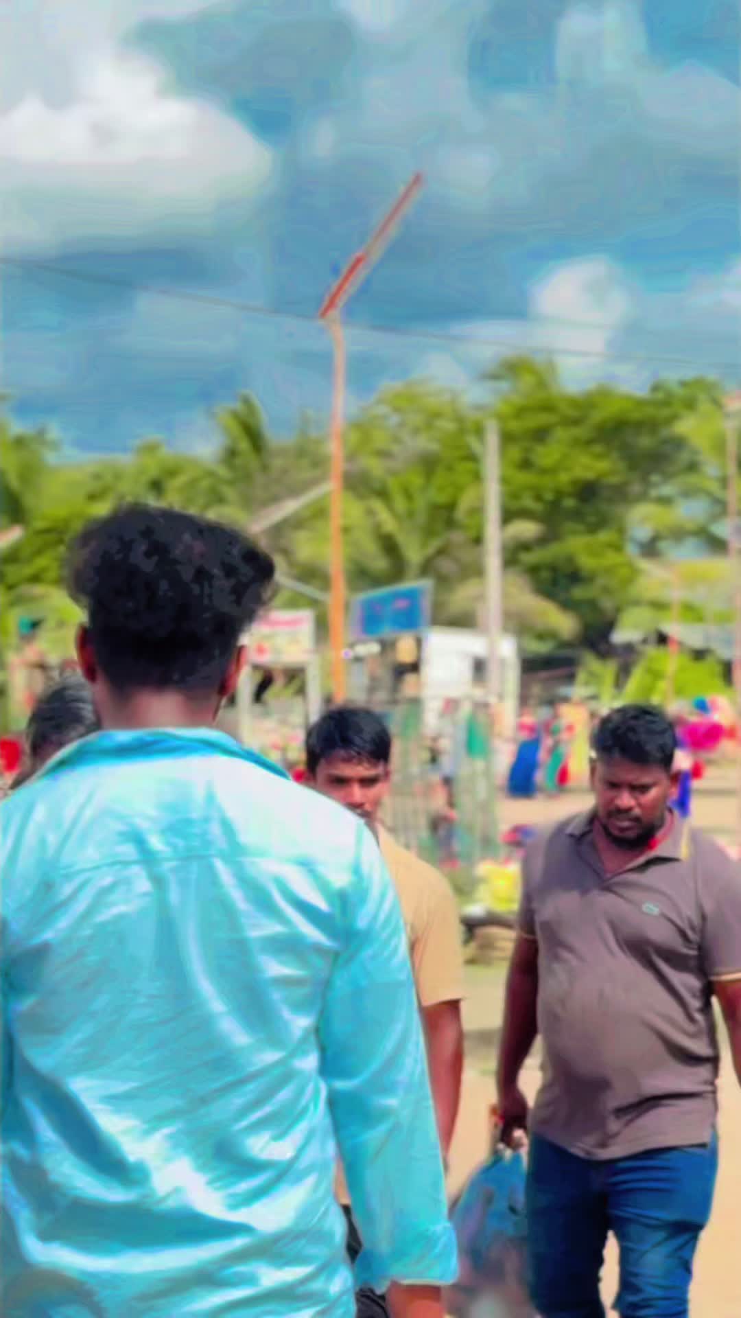 @AcToR_EzHiL_