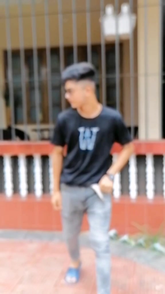 @XAHMED_🅾🇶🇦