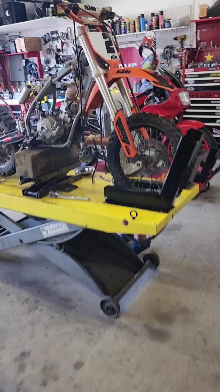 @DemboskeMotoSport