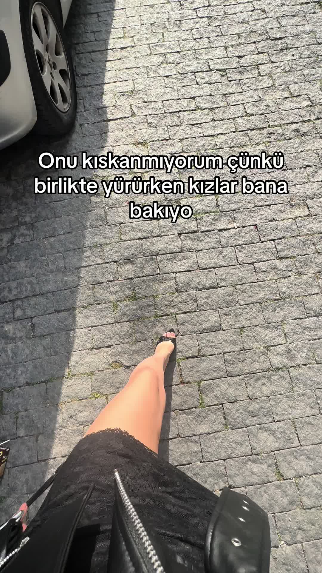 @Nida