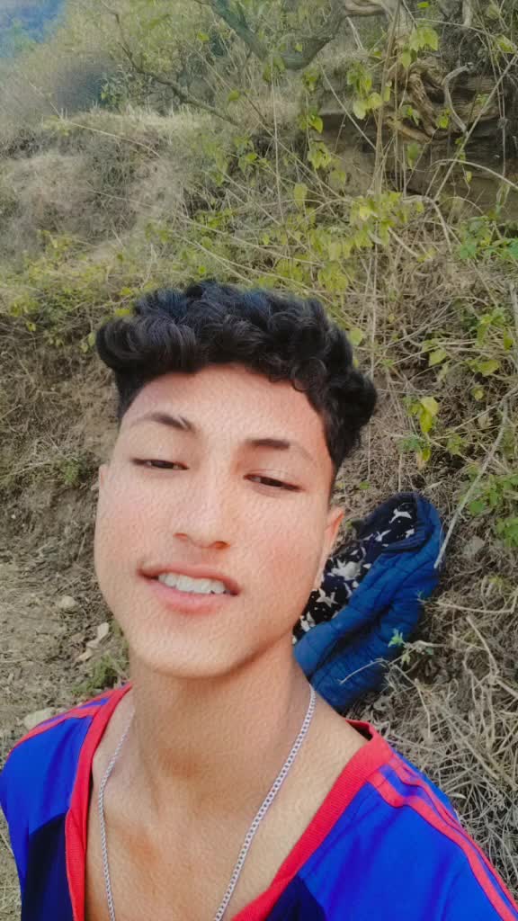 @Roshna Nepali123