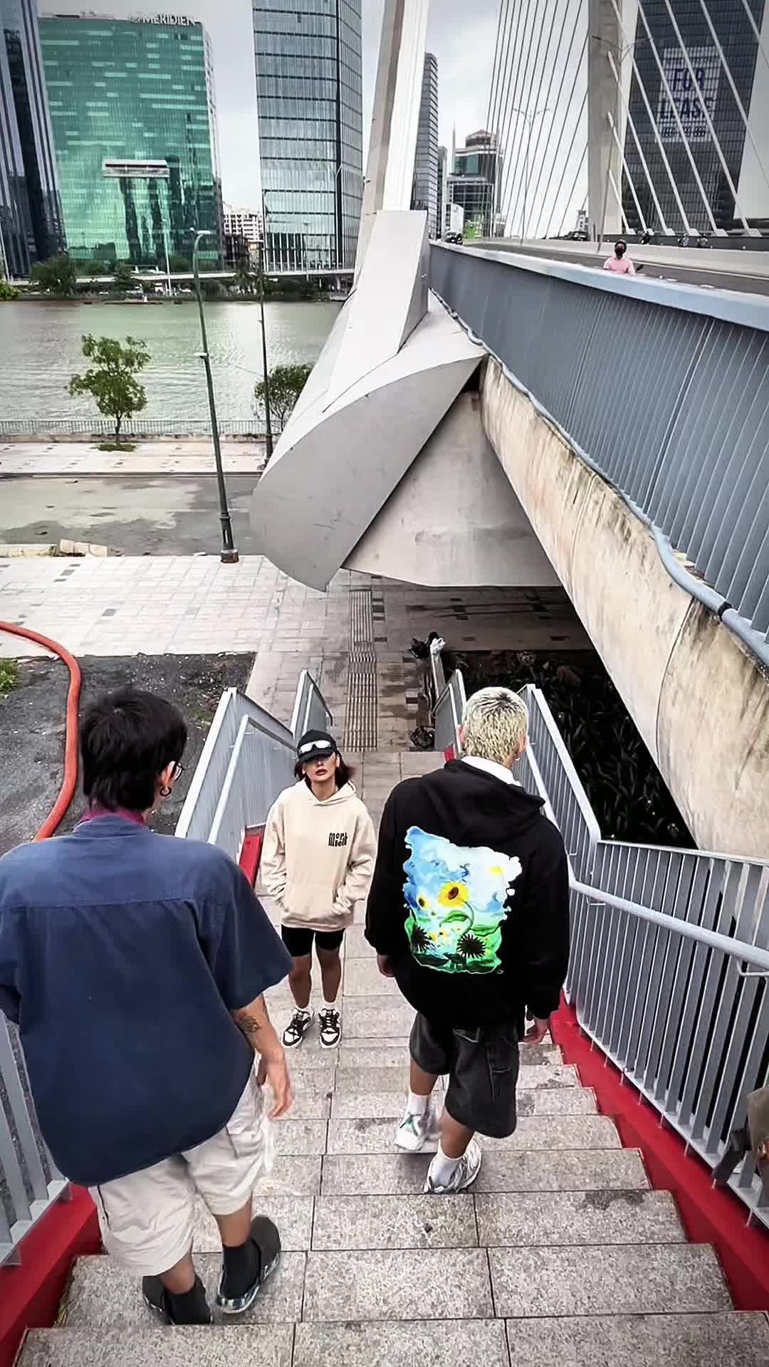 @Meverik