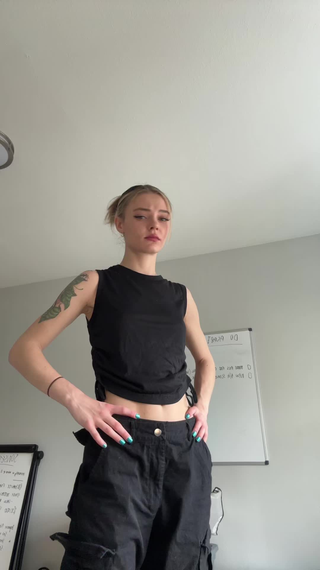 @Realkatelynx