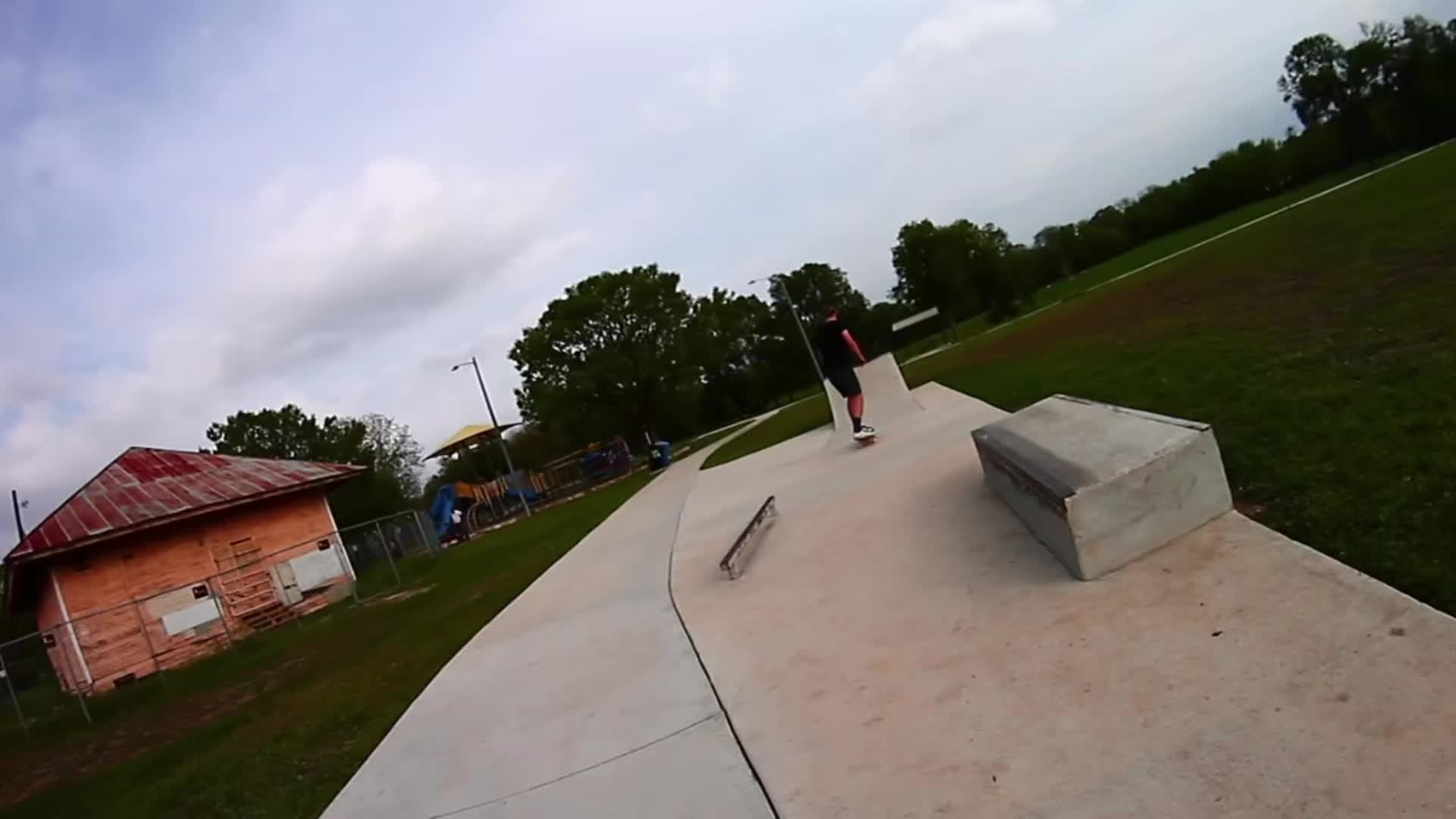 @SkateboardSammy