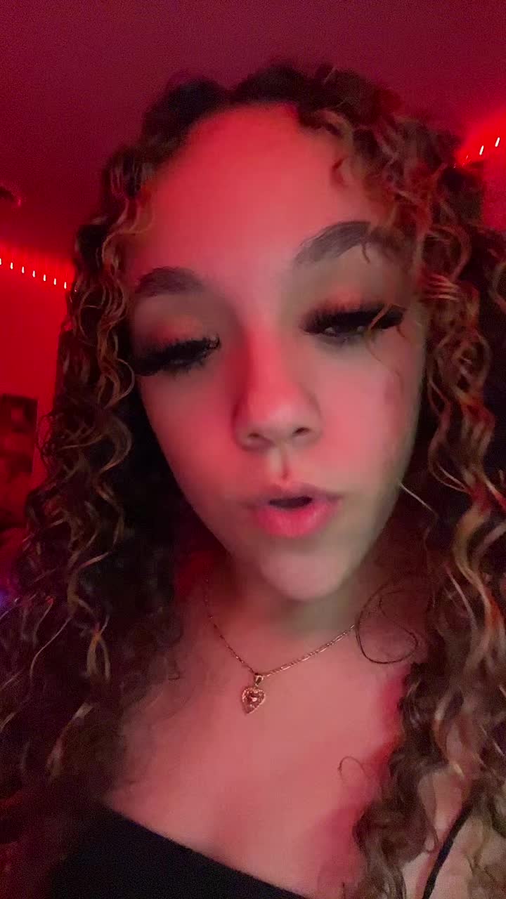 @⮑𝒪𝑀𝔾𝙞𝙩𝙨𝑺𝖆𝖌𝓔 ？