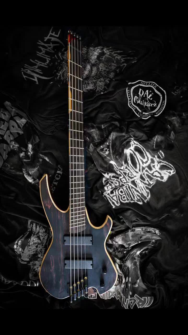 @dazguitarz
