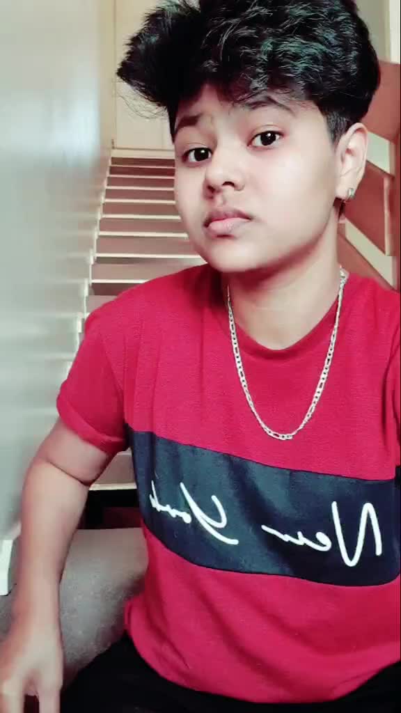 @👑 Riya 👑