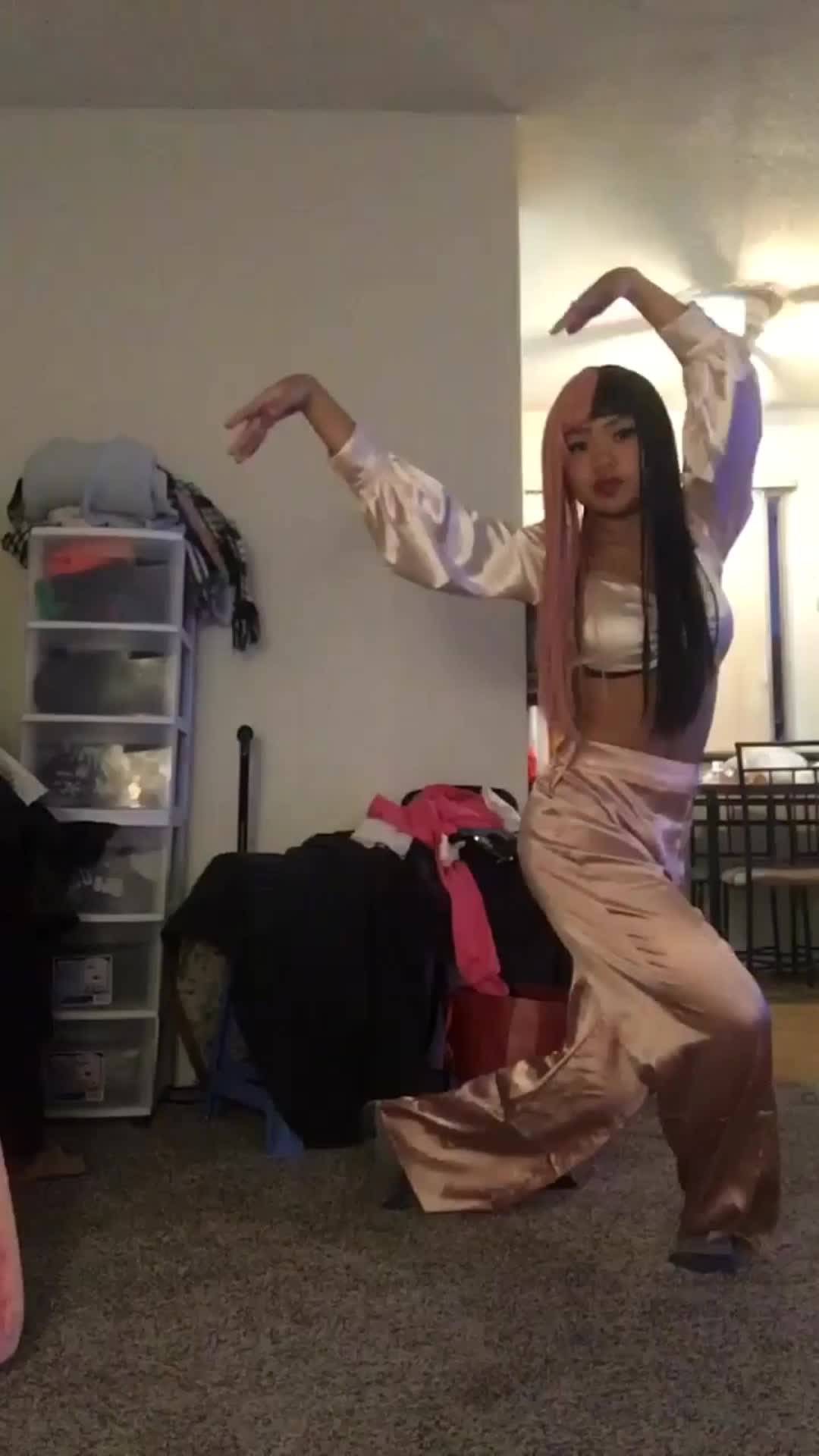 @♰