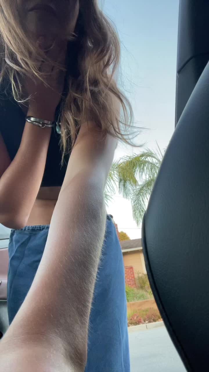 @eleanorabriscoe