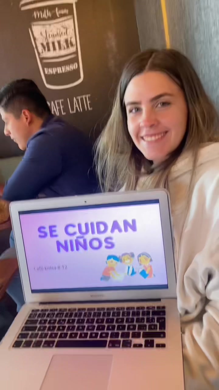@valecalopez
