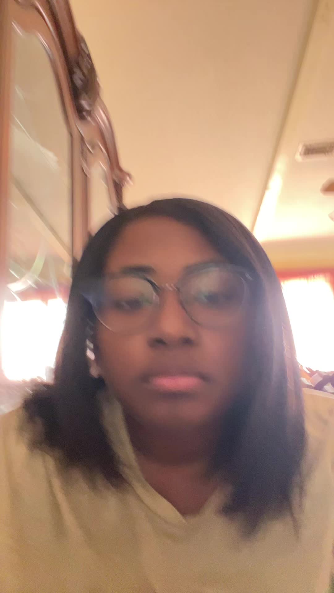 @Monique