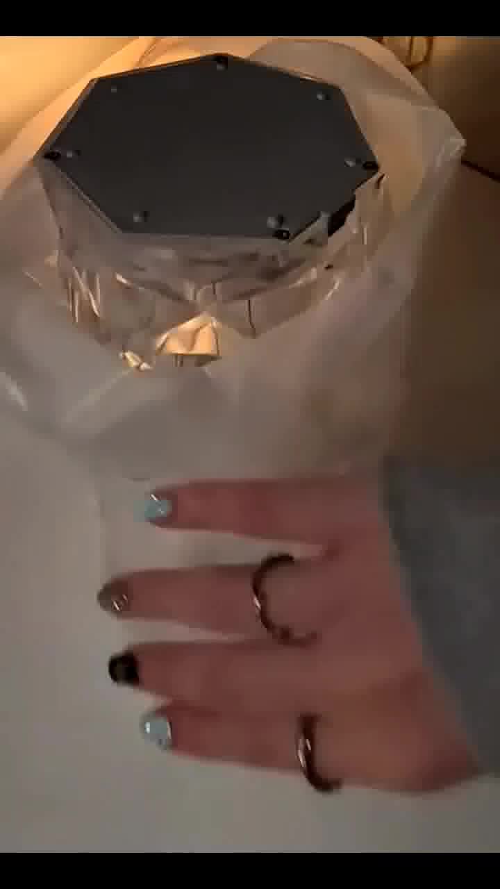 @annerjafjzv