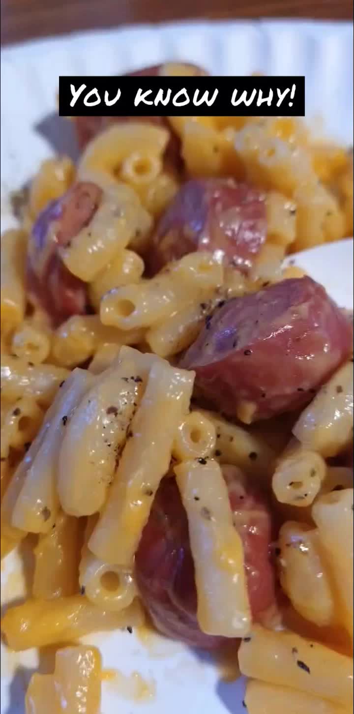 @AngEatnStays