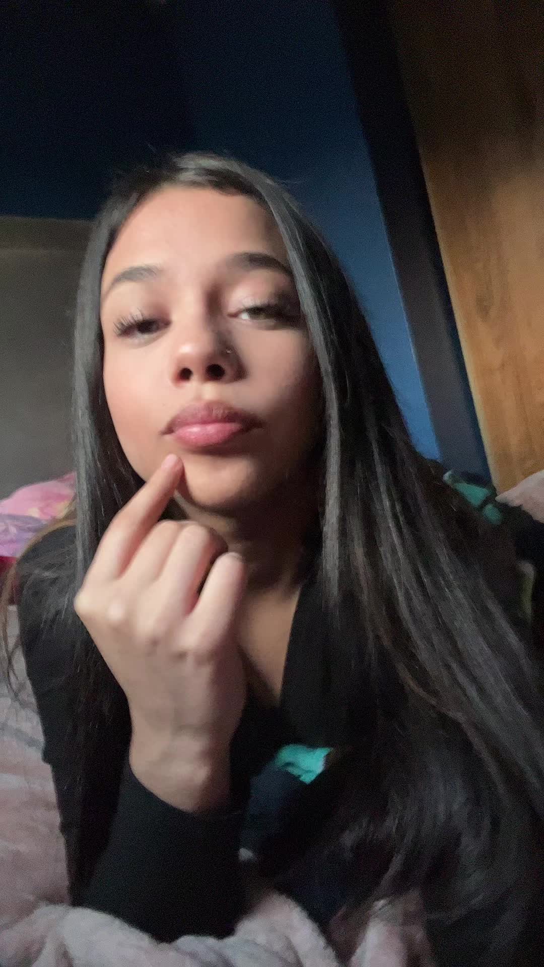 @e