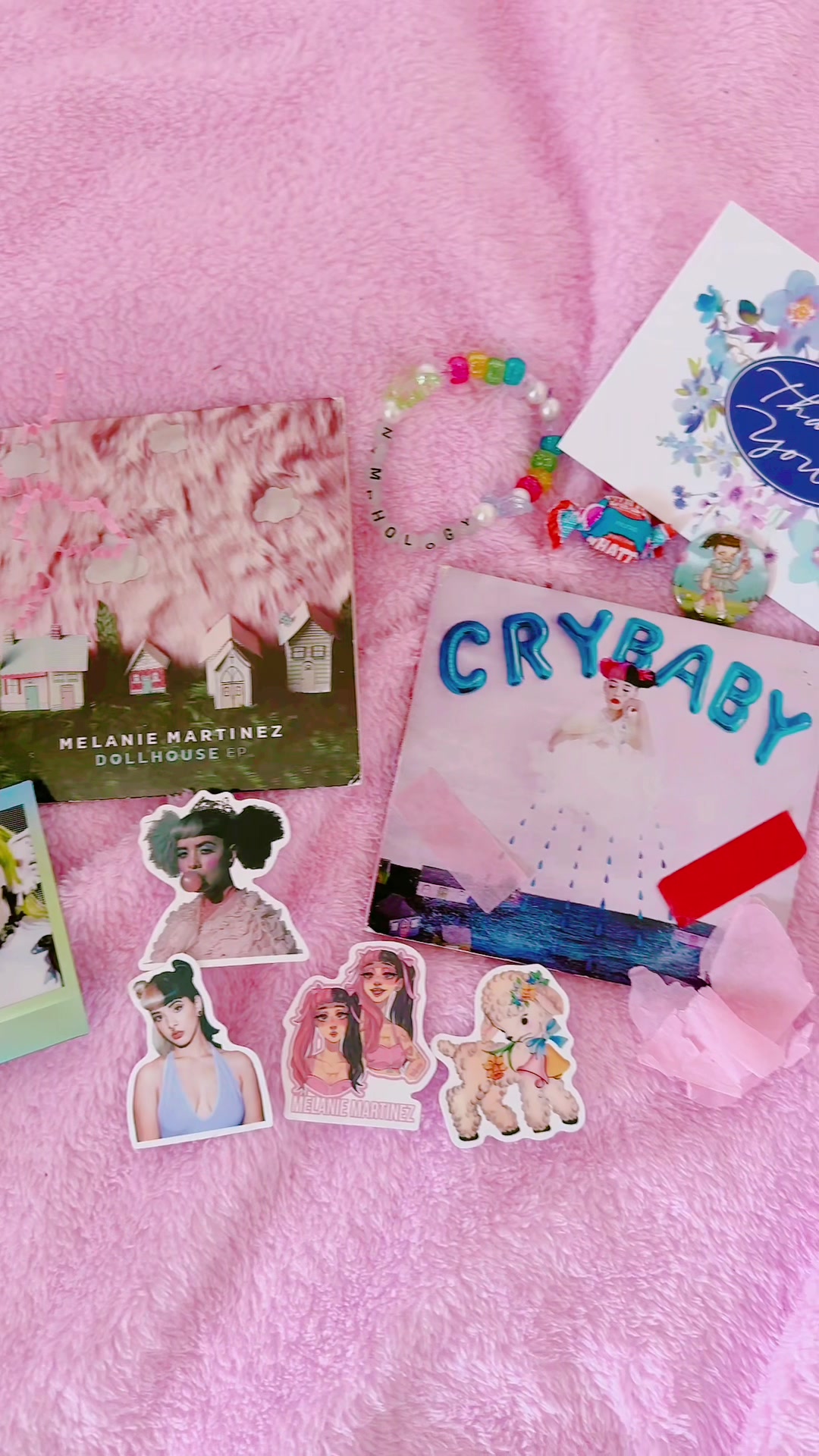 @crybabymerch (b / grace !)