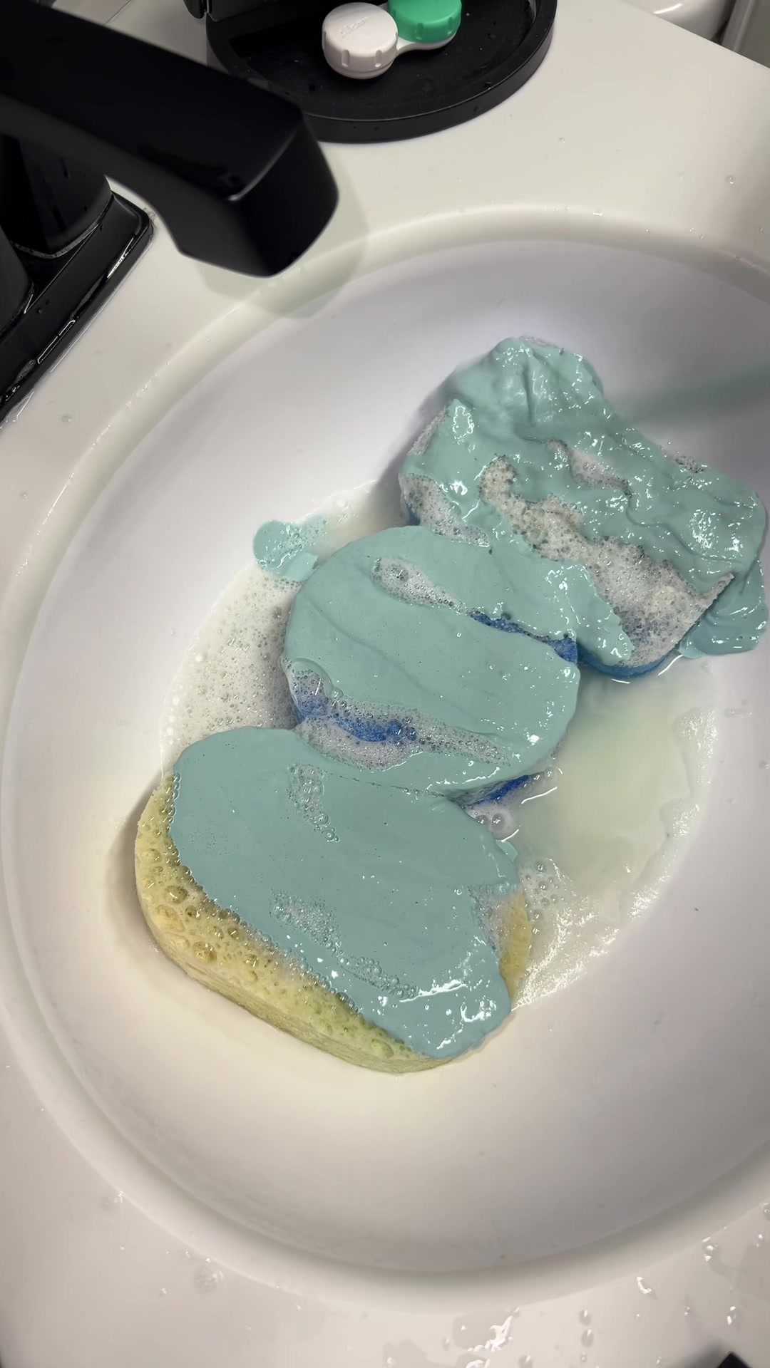 @cleaningwithlae