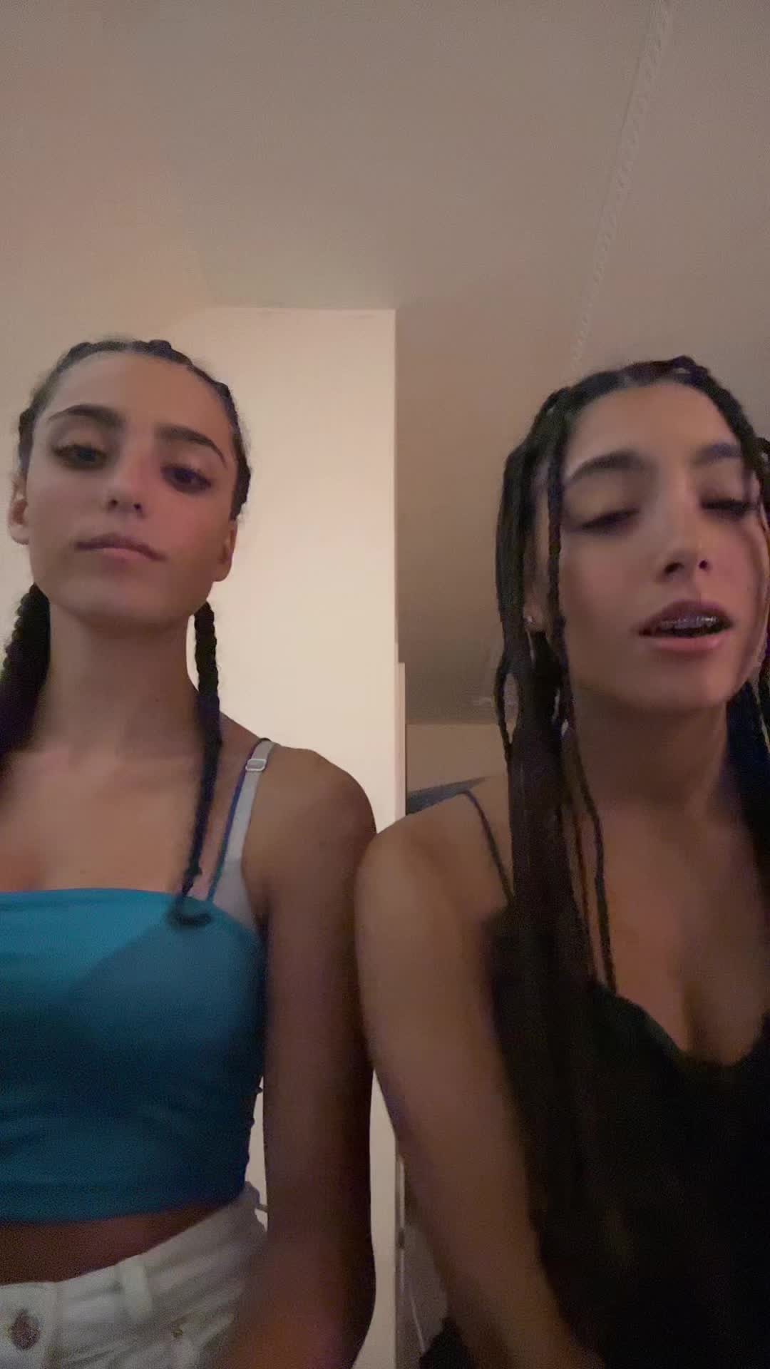 @ELEONORA🦋