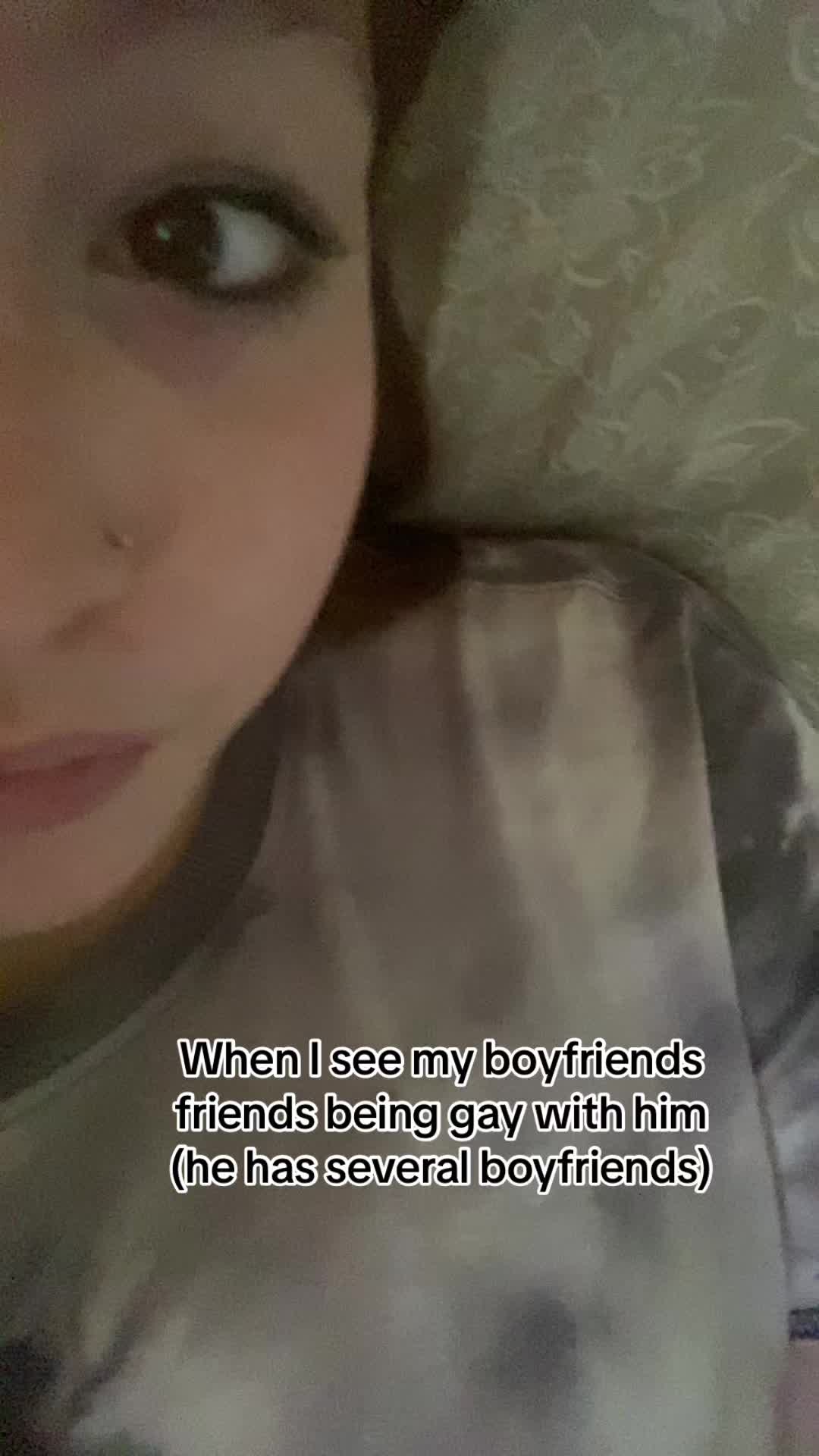 @𖣂𐙚𖣂
