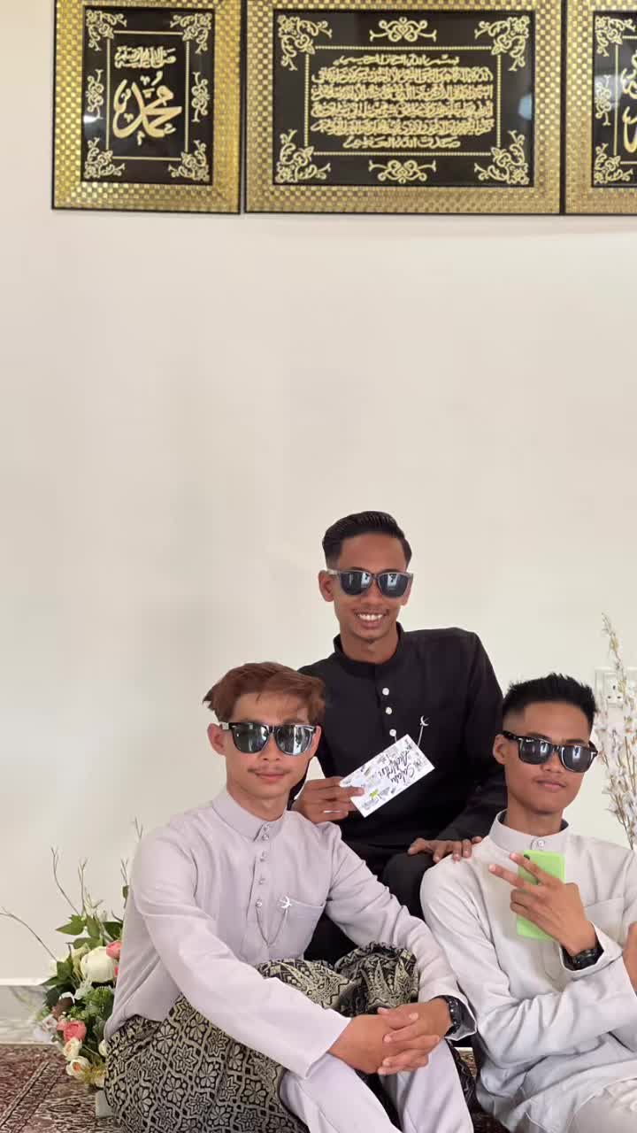 @Khaiii__