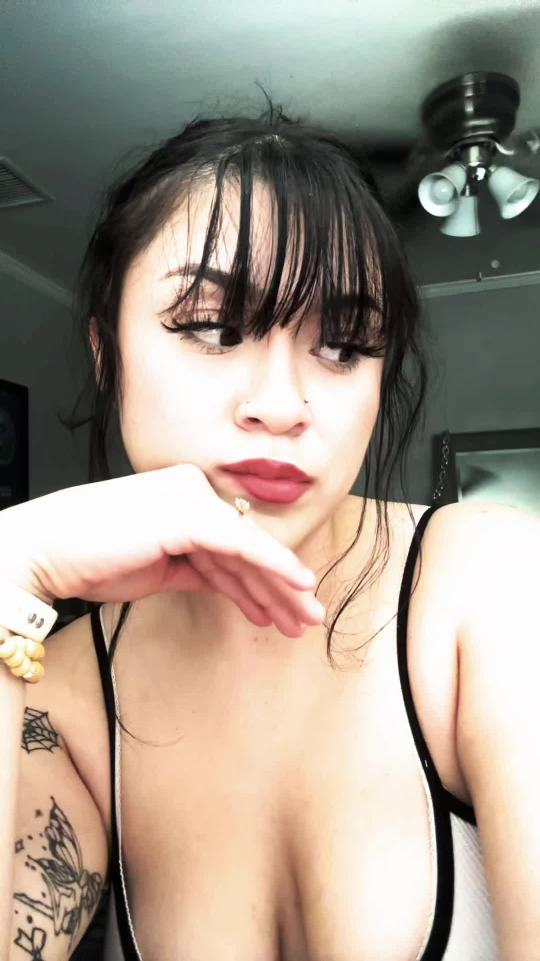 @Nanissss
