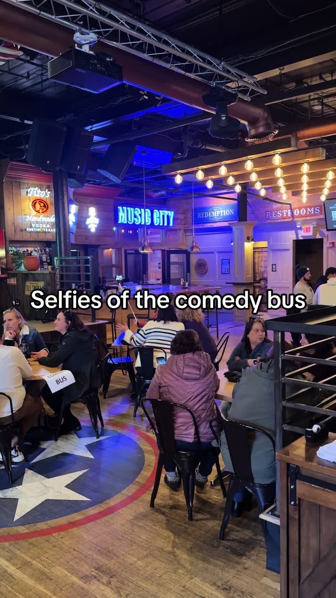 @Comedy Bus