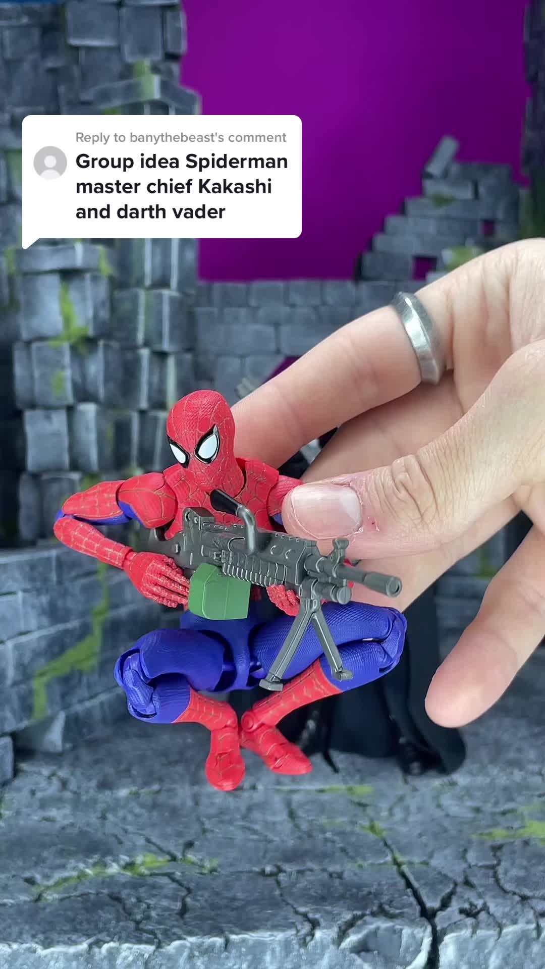 @Posing_action_figures
