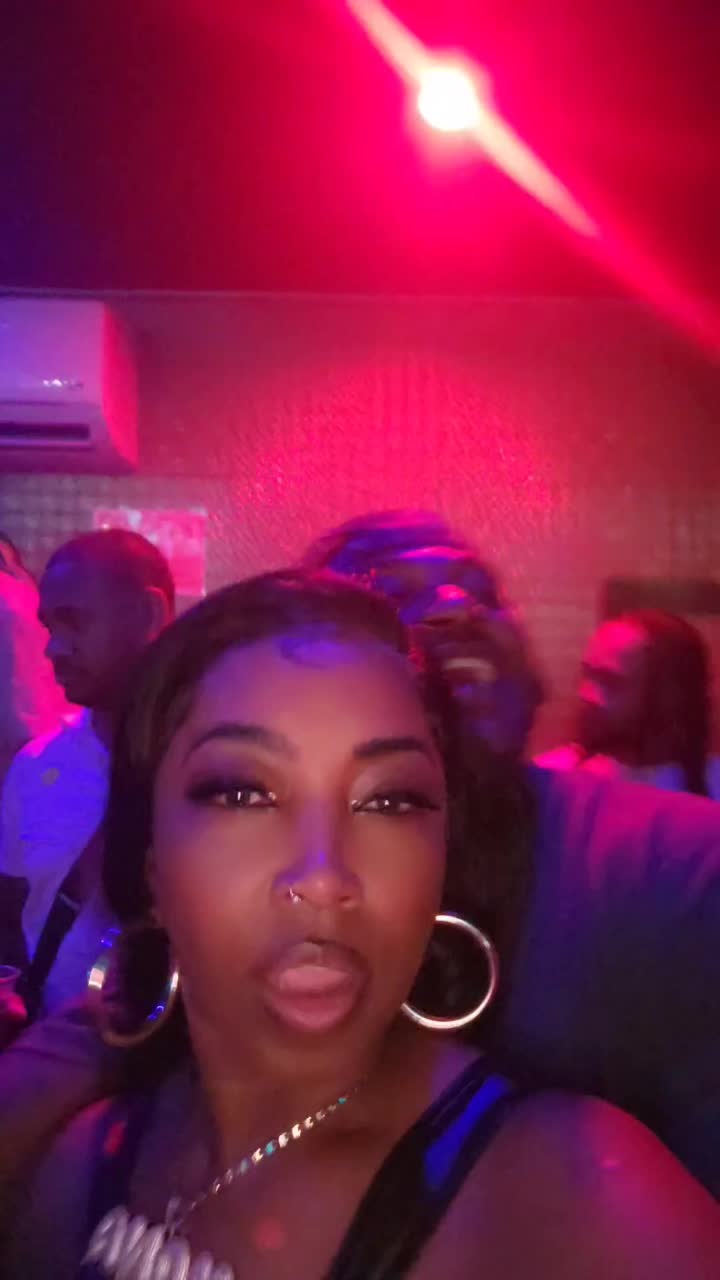@Mona Kavalli