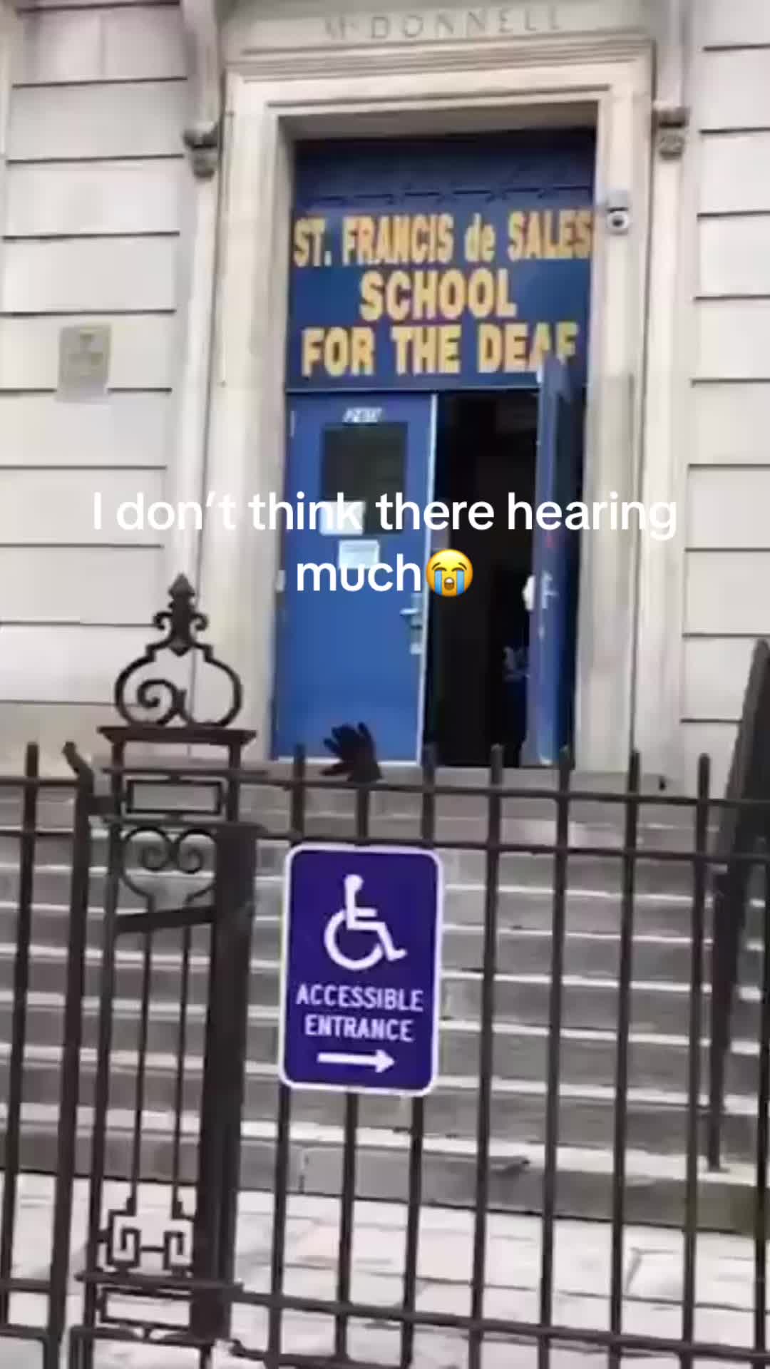 @ViralHumorHub