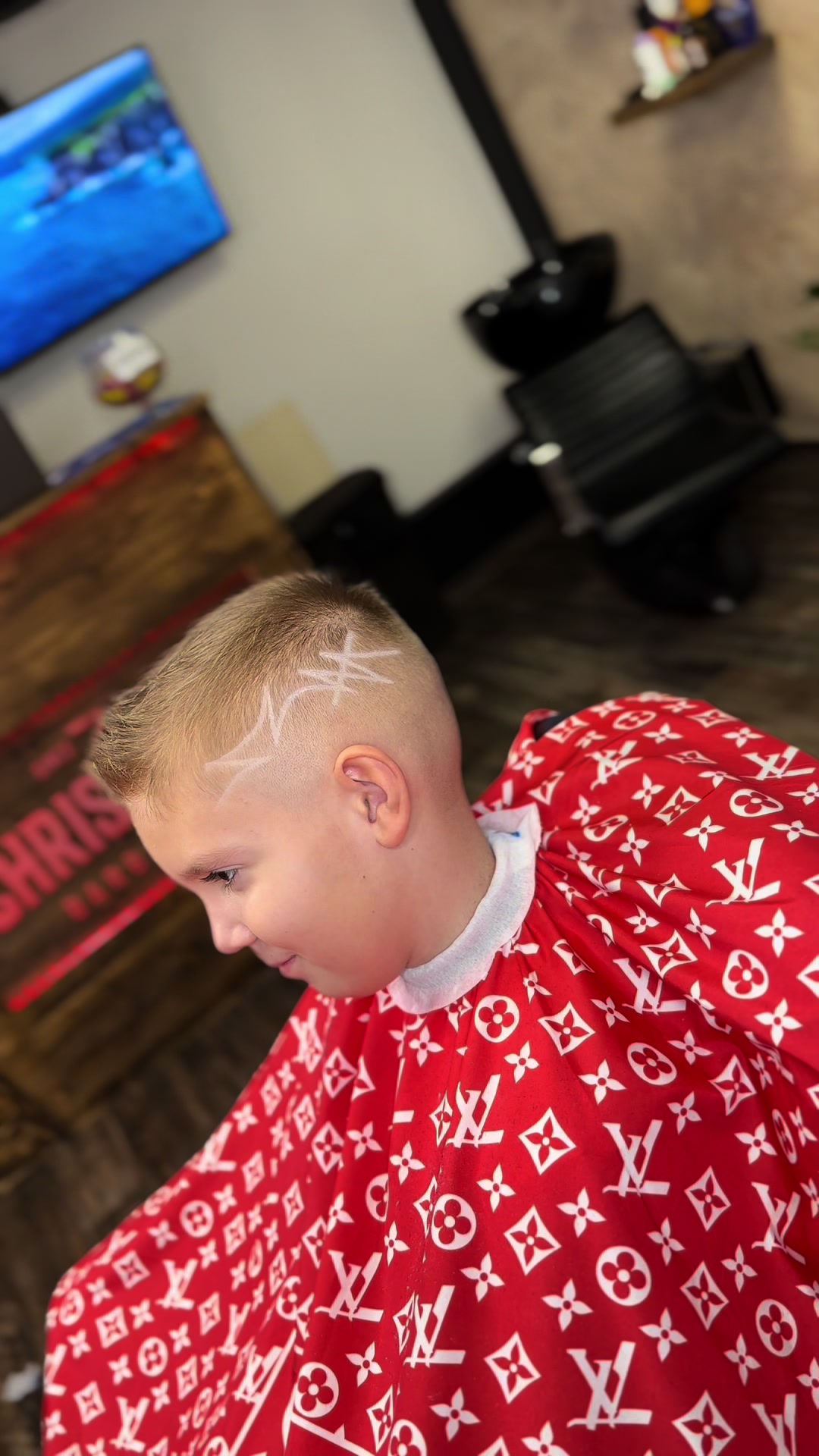 @chriscrossbarber_