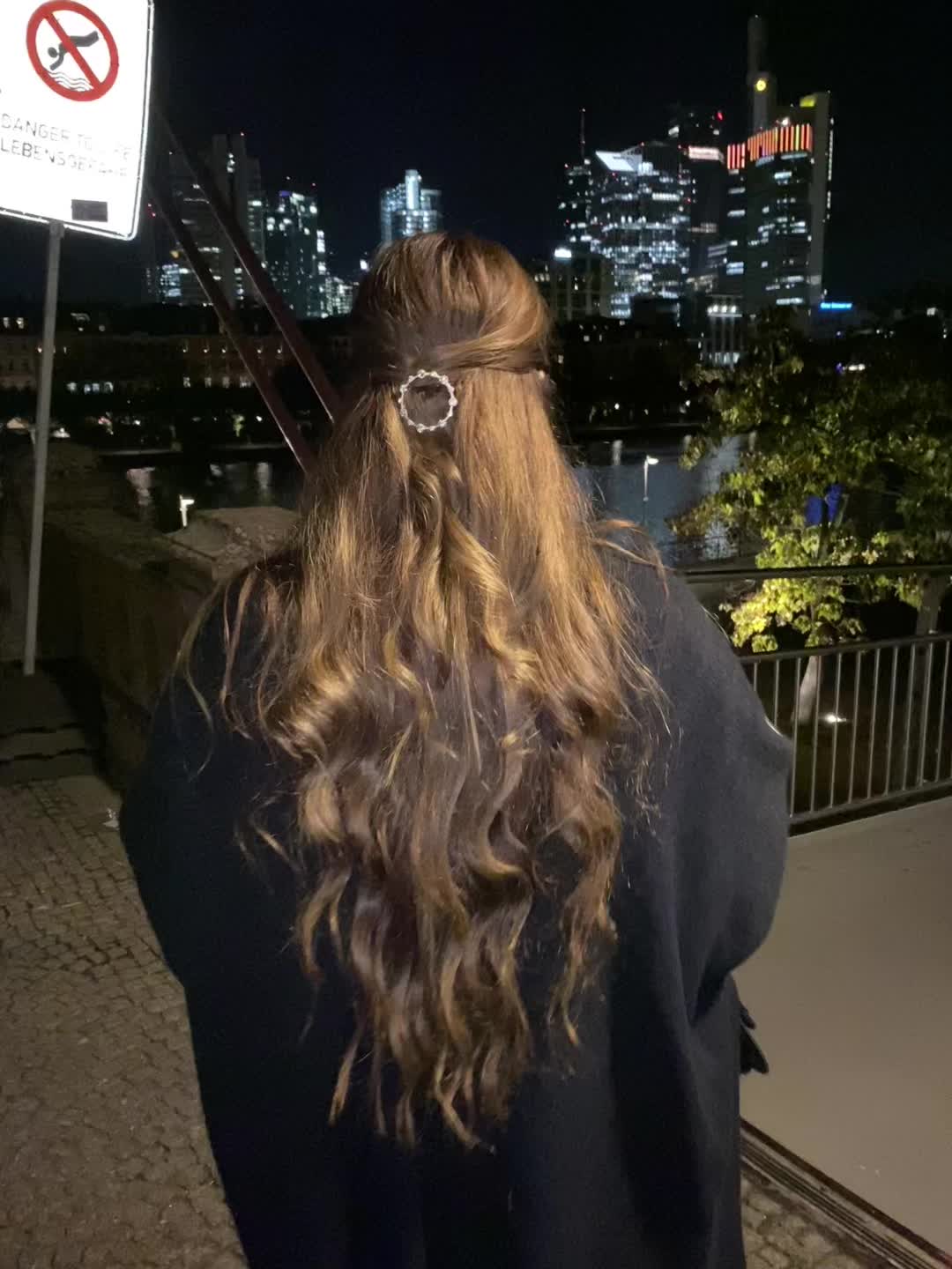 @SONY 💔🇩🇪