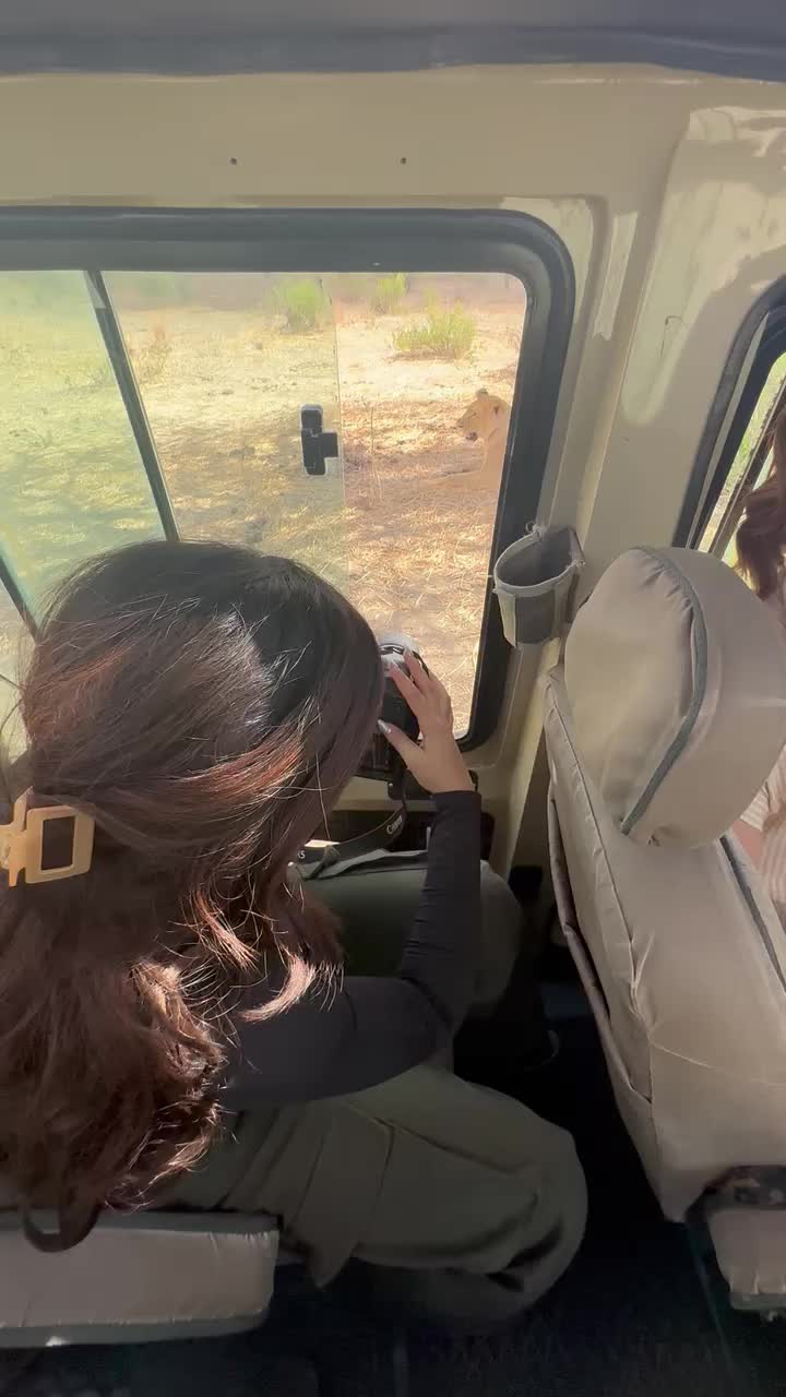 @TravelHer