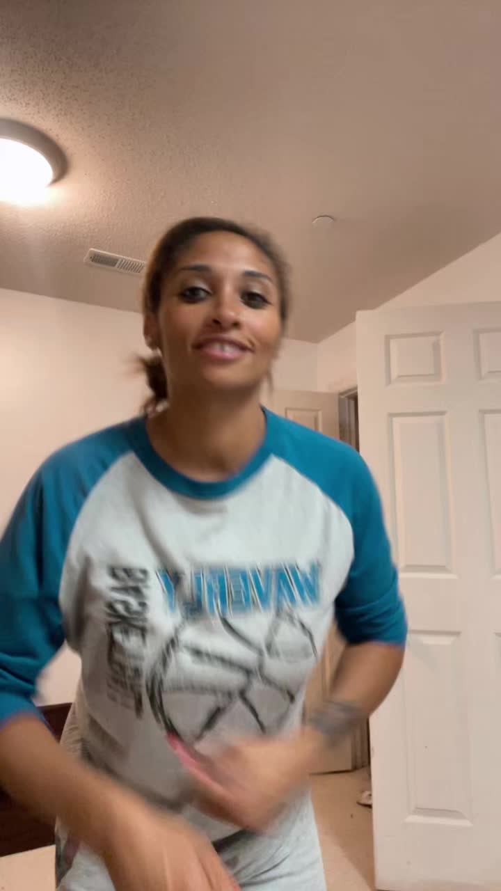 @Momof6