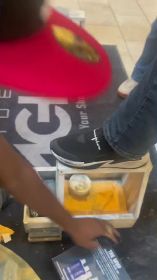 @No limit Shoeshine