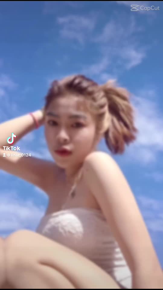 @ลี่น้าชอบกินแป็บชี🦋