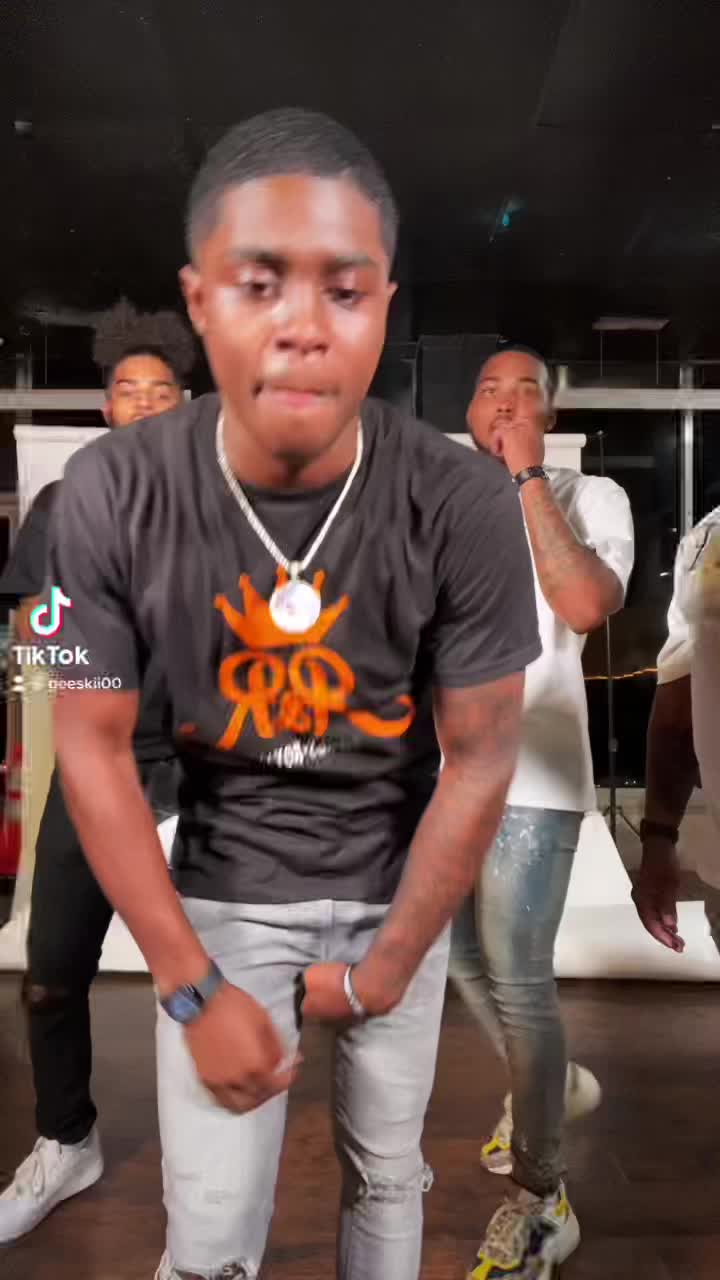 @Geeskii