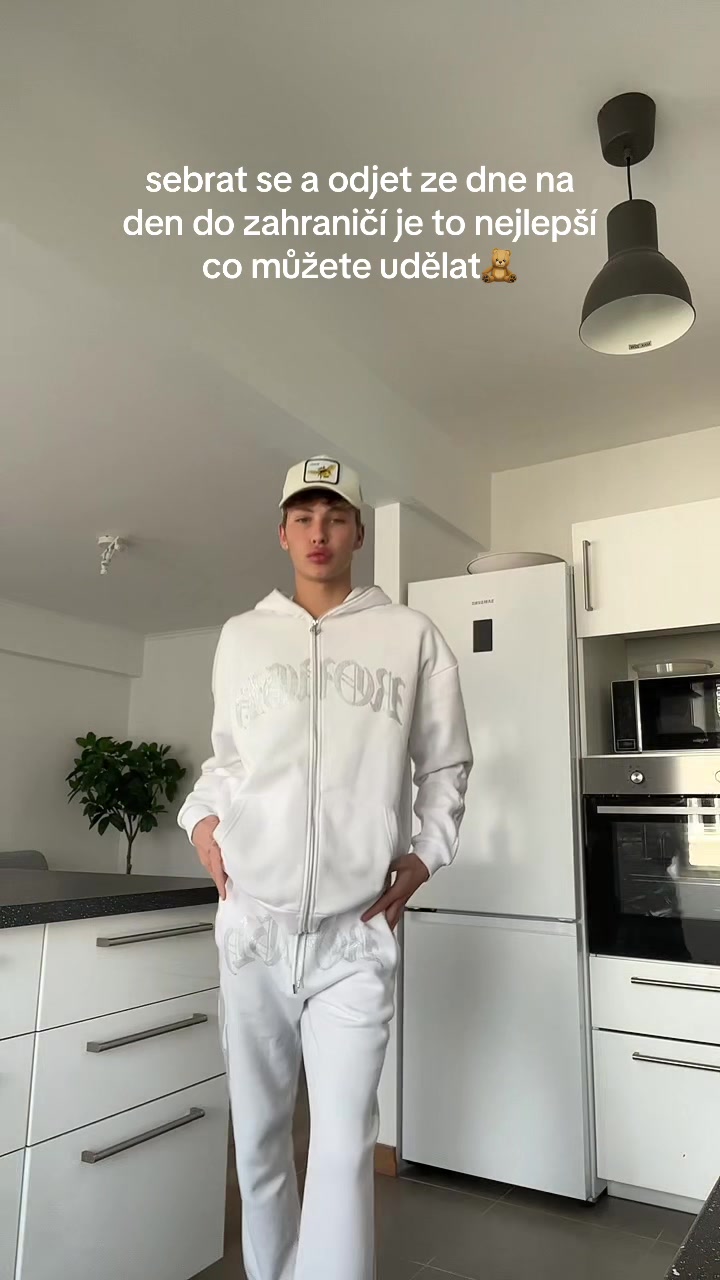 @pavlissss