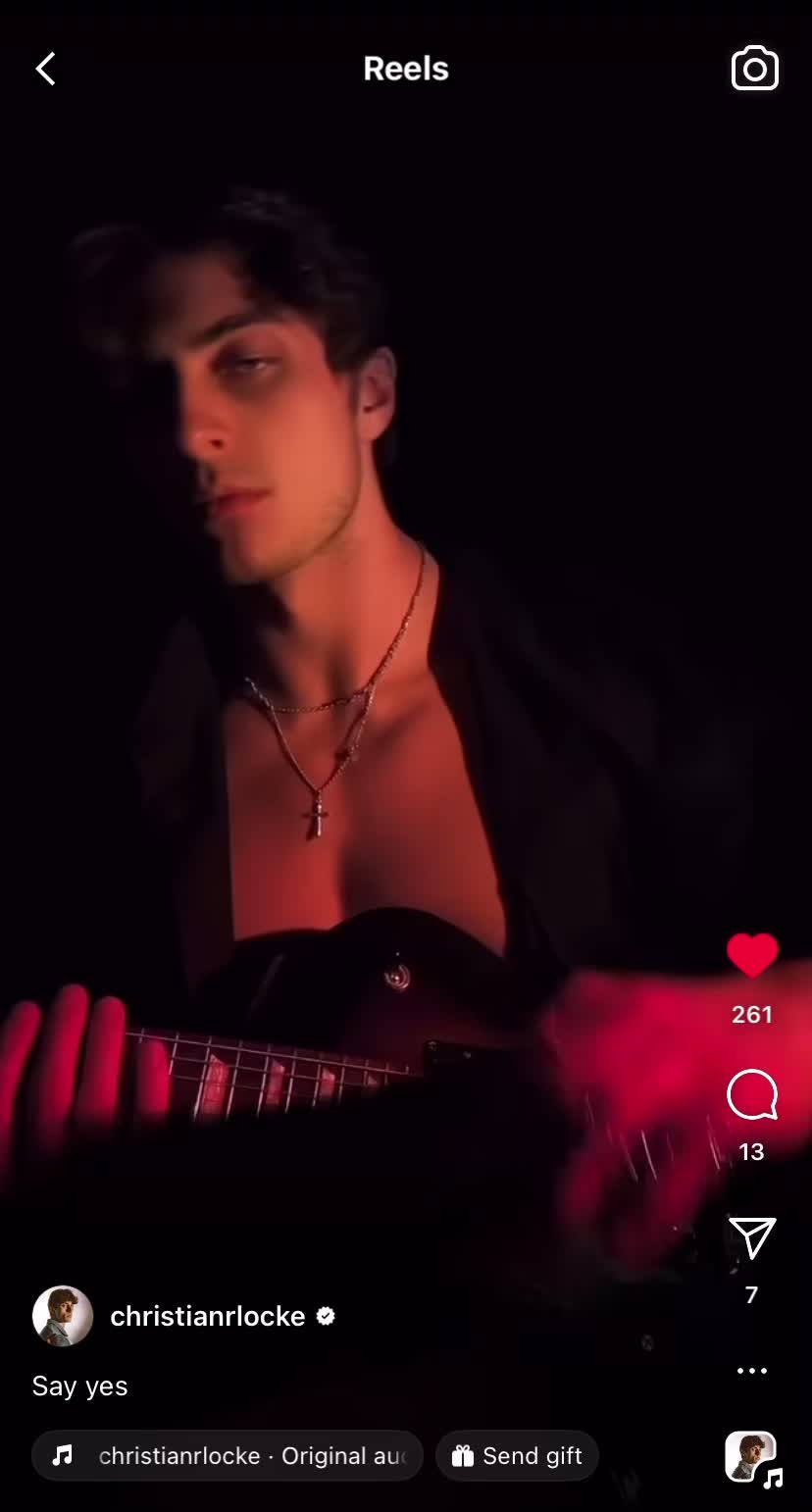@CL 🎸