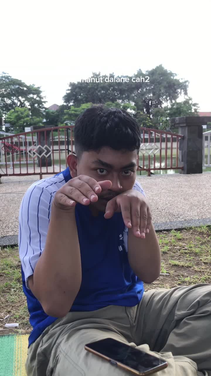 @Theoooofilussssss
