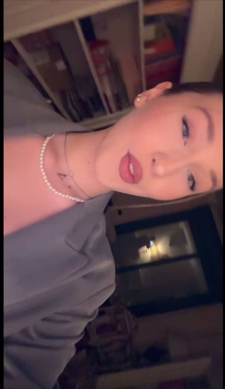 @Vikyy
