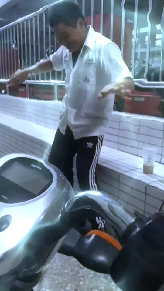@簡紋翔